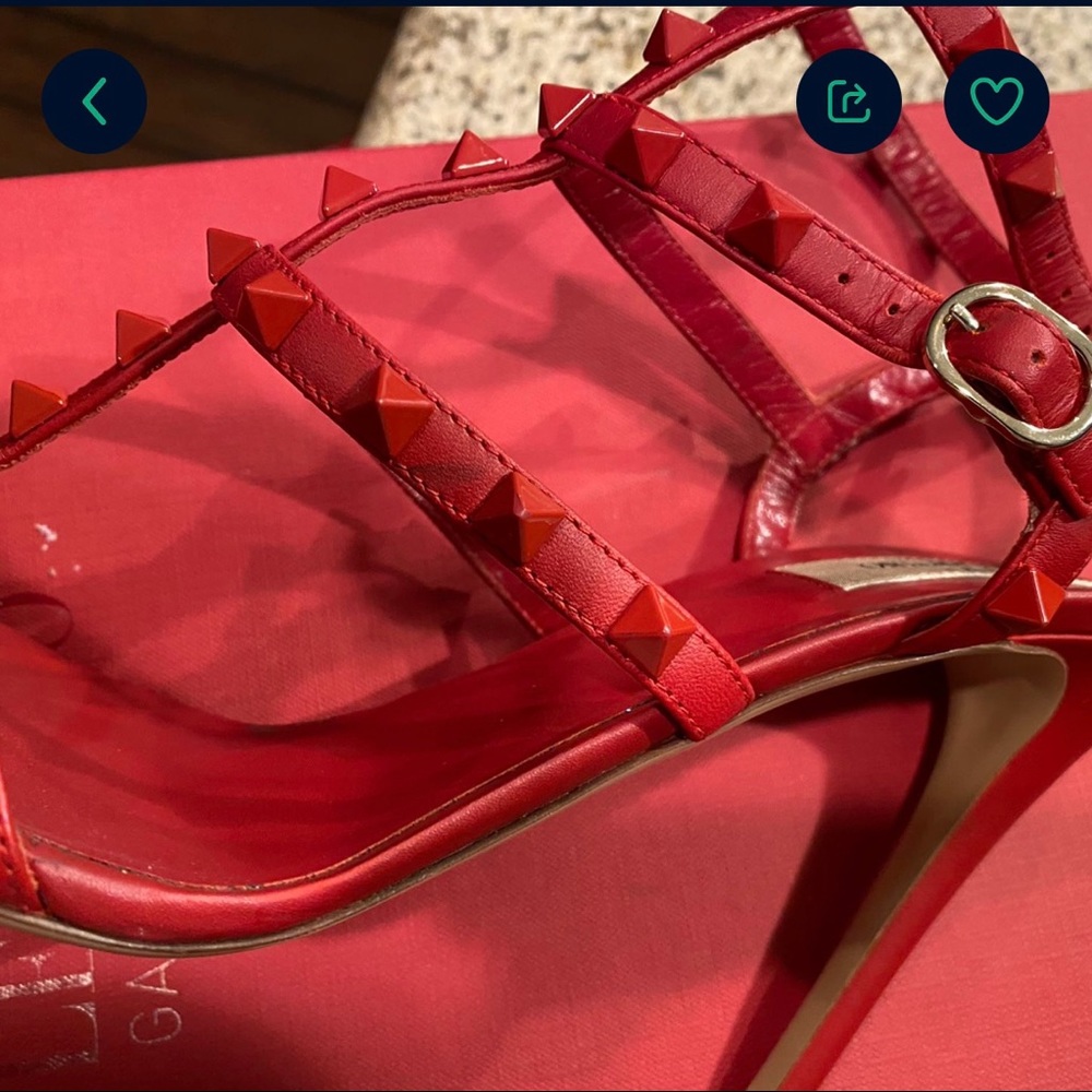 Red diamond stud Valentino